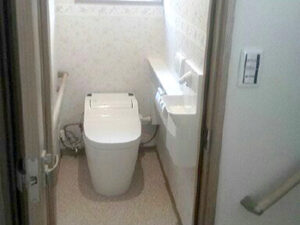 タンクレスのトイレに交換しましたので、省スペースでもゆったりとくつろげるトイレになりました。