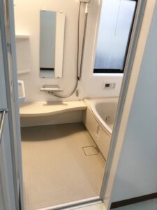 LIXILアライズ 1318サイズが完成しました!! すごく明るくなりました!!