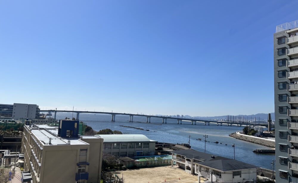 武庫川団地あおぞらのまち25号棟8階