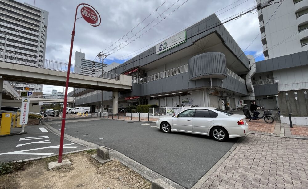 武庫川団地あおぞらのまち25号棟8階