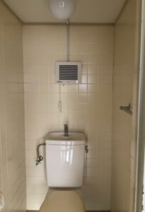 経年劣化が気になる状態。