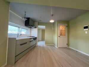 扉・照明・壁等とても雰囲気があります。